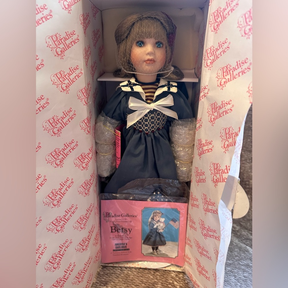 Paradise Galleries America’s Darlings Collection Porcelain ‘Betsy’ Doll